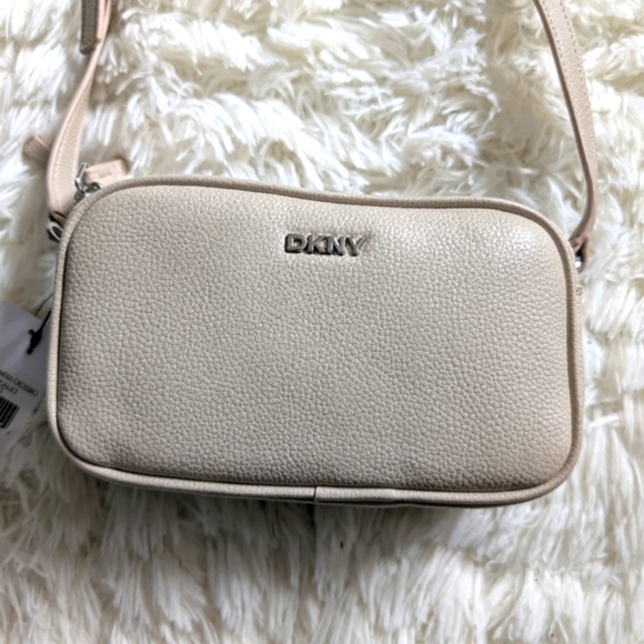 DKNY Crossbody Bags & Handbags for Women with Cross-Body Strap - Picture 3 of 11